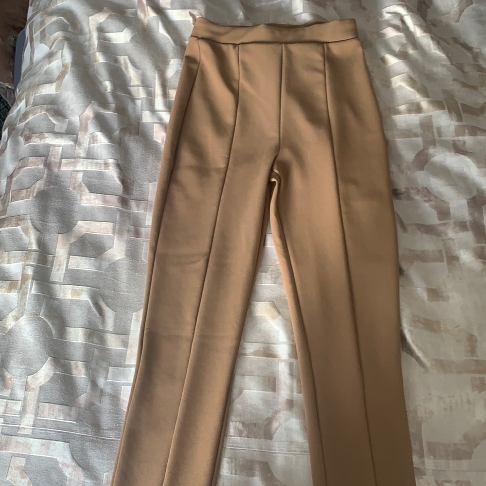 Hi-rise leggings